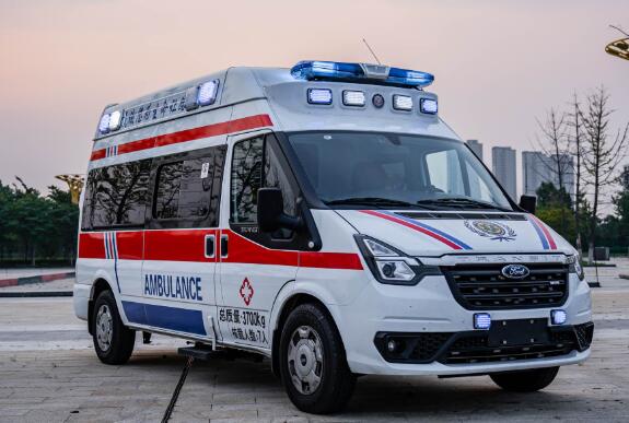 乌鲁木齐普通救护车收费一般多少钱一公里