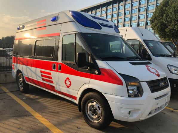 太原救护车病人长途转运,负压转运救护车价格